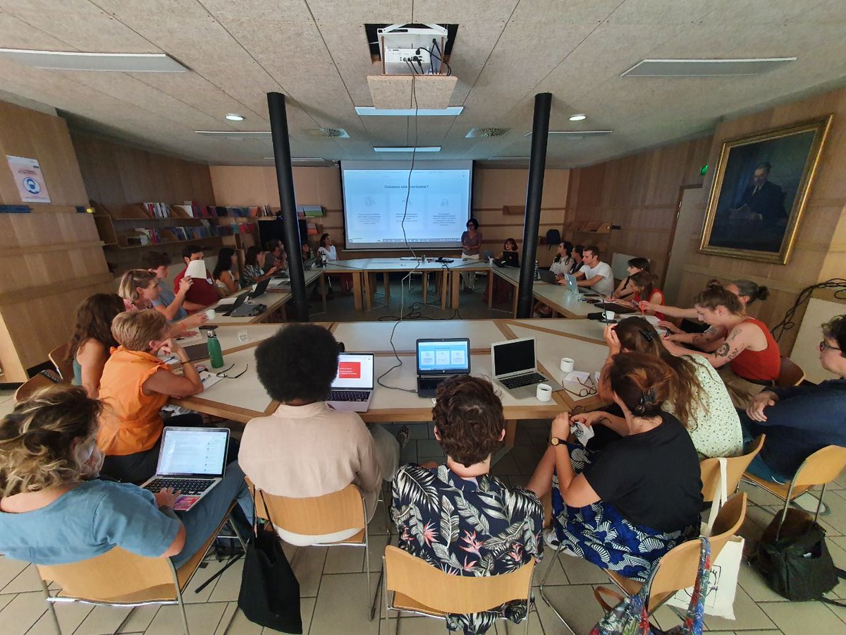 VoxPublic_'s tweet photo. 📢 Aujourd'hui, @voxpublic_ présente sa nouvelle plateforme d'interpellation des https://t.co/59GGov8u79 au service de ses partenaires.
Une trentaine d'associations et de collectifs ont répondu à l'invitation #AssoTech 💻🤩
A découvrir ici : https://t.co/btWf6y8ZSa https://t.co/cYDCtjoOpf