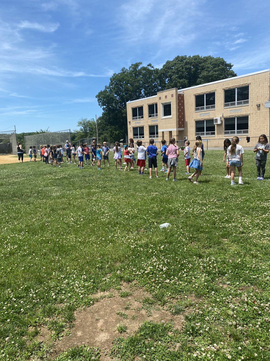 Karen Ermer tweet media