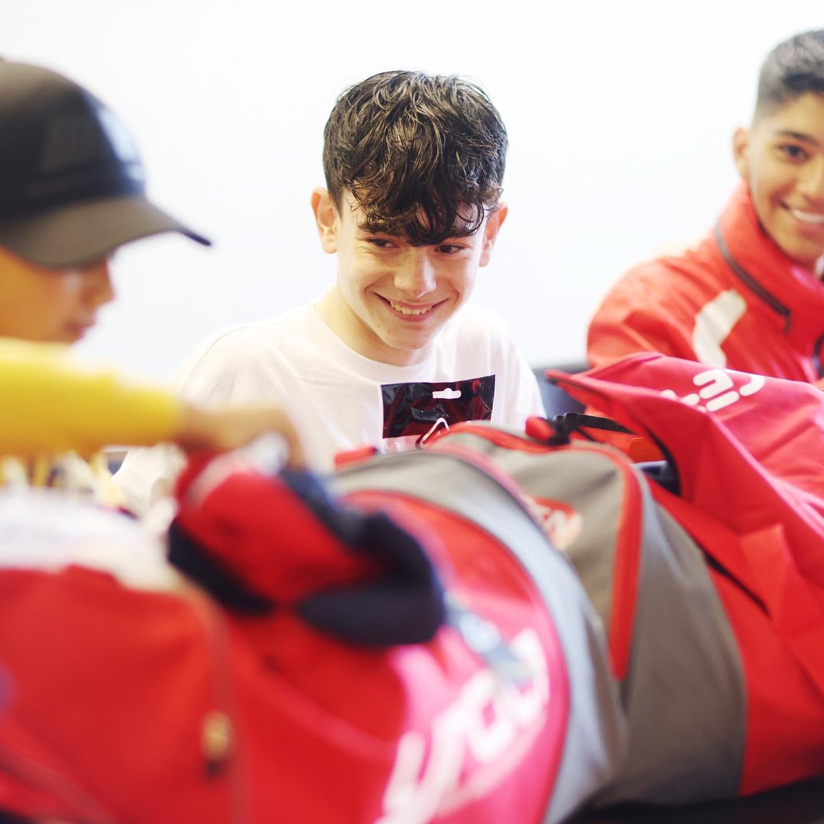 YRDA_'s tweet image. Christmas really did come (very) early @ArdenMotorsport ! 

We can’t thank @AcerbisSportUK enough for their incredible kit.