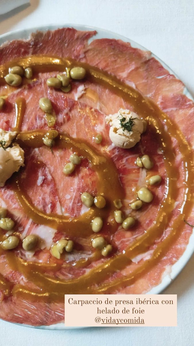 VidayComida's tweet photo. ✨DUELO de #carpaccios
en VIDA&amp;COMIDA:

¿Cuál es tu preferido? ;)
RT—> De presa de bellota @ibericosfisan 
FAV—> De pulpo “á feira”

📸 masmichelinqueestrellas 
on Instagram https://t.co/9tBDuKxrgE