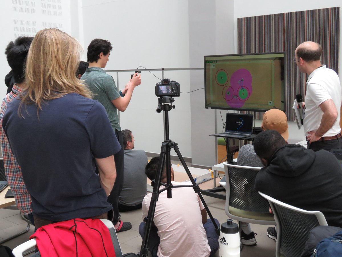 ShefACSE's tweet photo. Yesterday was the final day of SwarmHack 2022 in collaboration with @UoY_CS and @UomRobotics.

Students worked in teams across the three universities to learn about robot swarms and come up with solutions to challenges. 

Funded by @UKRobotics and facilitated by @RoderichGross https://t.co/JPvJin23ST