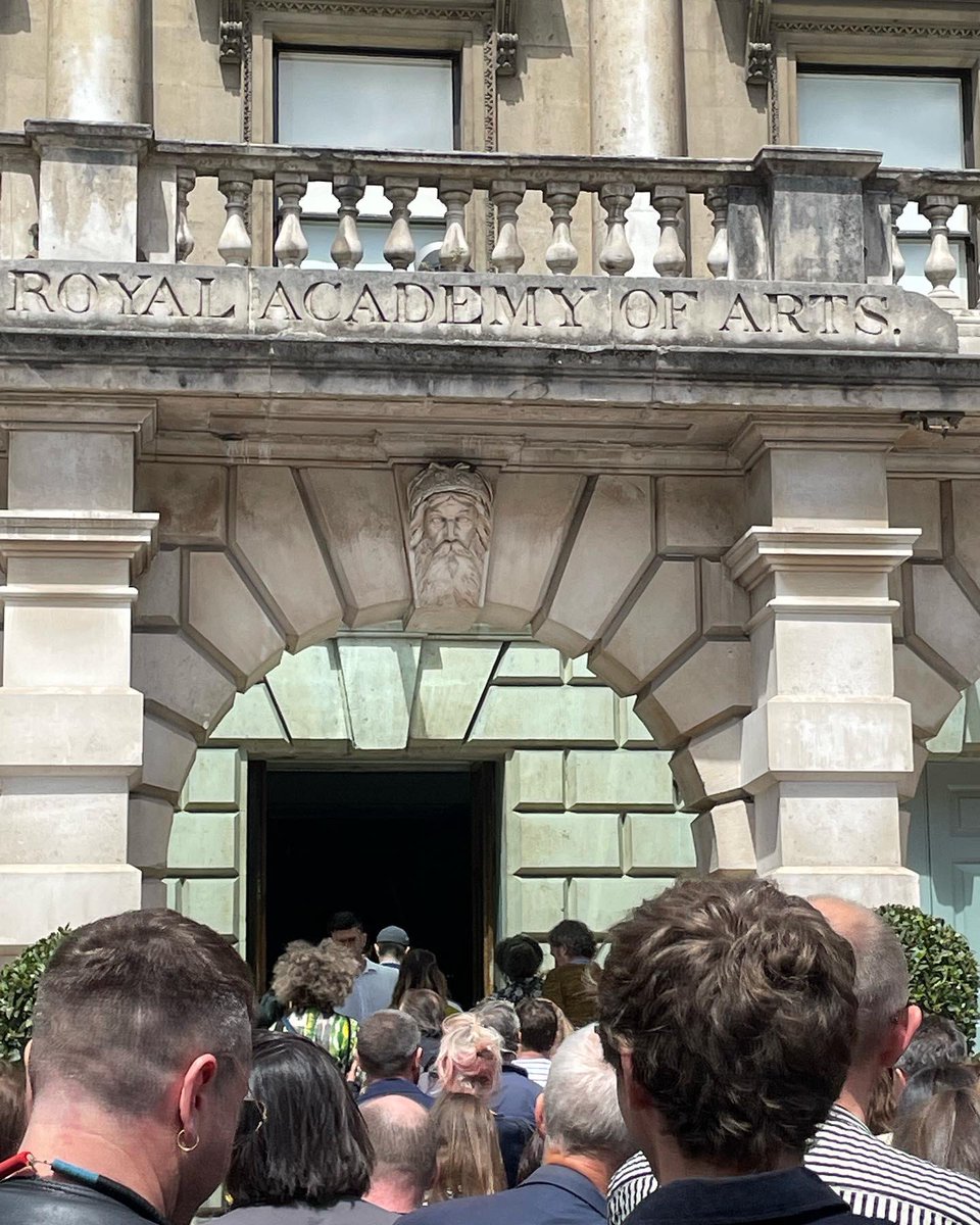 maxangusmaker's tweet image. Varnishing Day at the RA on Monday. So pleased to have two  images @royalacademy ‘Oystercatchers away day’ 4 block linocut and ‘I am a girl’ wood engraving