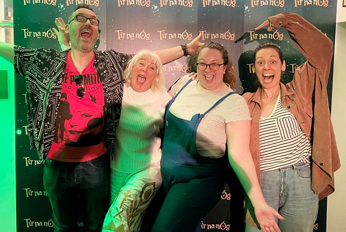 First time in front of a media backdrop, and chuffed it was for <a href="/shauna_carrick/">Seána Nic Concharraige</a>'s fantastic Tír na nÓg. We all went nuts at the end - congratulations Seána on a great show!

Dubliners, it running till 19 June, so get your tickets BEFORE IT'S TOO LATE:

tirnanogthemusical.com