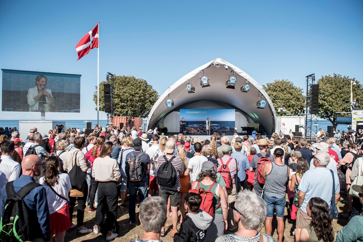 COWI (@cowidk) on Twitter photo Mød os på Folkemødet! 📢 Blandt COWIs talere er EVP <a href="/MBindseil/">michael bindseil</a>, og på lørdag kl 10:30 kan du på Grønbechs Hotel følge paneldebatten om 'Grønbog for et bæredygtigt energisystem – sådan frigør vi os fra Putins fossile brændsler' fra <a href="/mandagmorgen/">Mandag Morgen</a>.
#fmdk #FMDK22 Mød os på Folkemødet! 📢 Blandt COWIs talere er EVP <a href="/MBindseil/">michael bindseil</a>, og på lørdag kl 10:30 kan du på Grønbechs Hotel følge paneldebatten om 'Grønbog for et bæredygtigt energisystem – sådan frigør vi os fra Putins fossile brændsler' fra <a href="/mandagmorgen/">Mandag Morgen</a>.
#fmdk #FMDK22