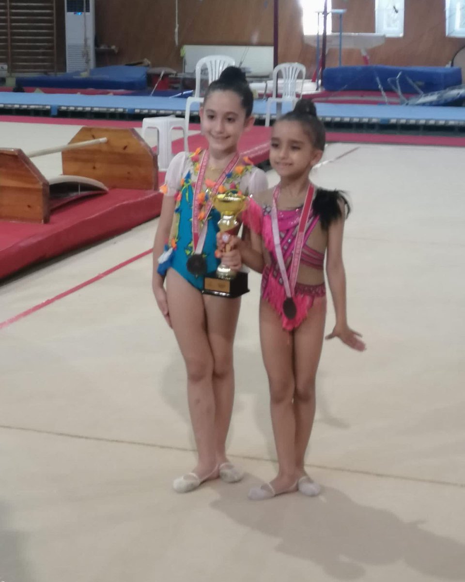 Liv Koleji "Minik A Ritmik Jimnastik" takımımız,  "Okullar Arası İl Birinciliği" müsabakalarında İstanbul 4.sü olmuştur. 3C sınıfı öğrencilerimizden Ayşe Ayvaz ve Bahar Baskın'ı tebrik eder, başarılarının devamını dileriz. #livkoleji