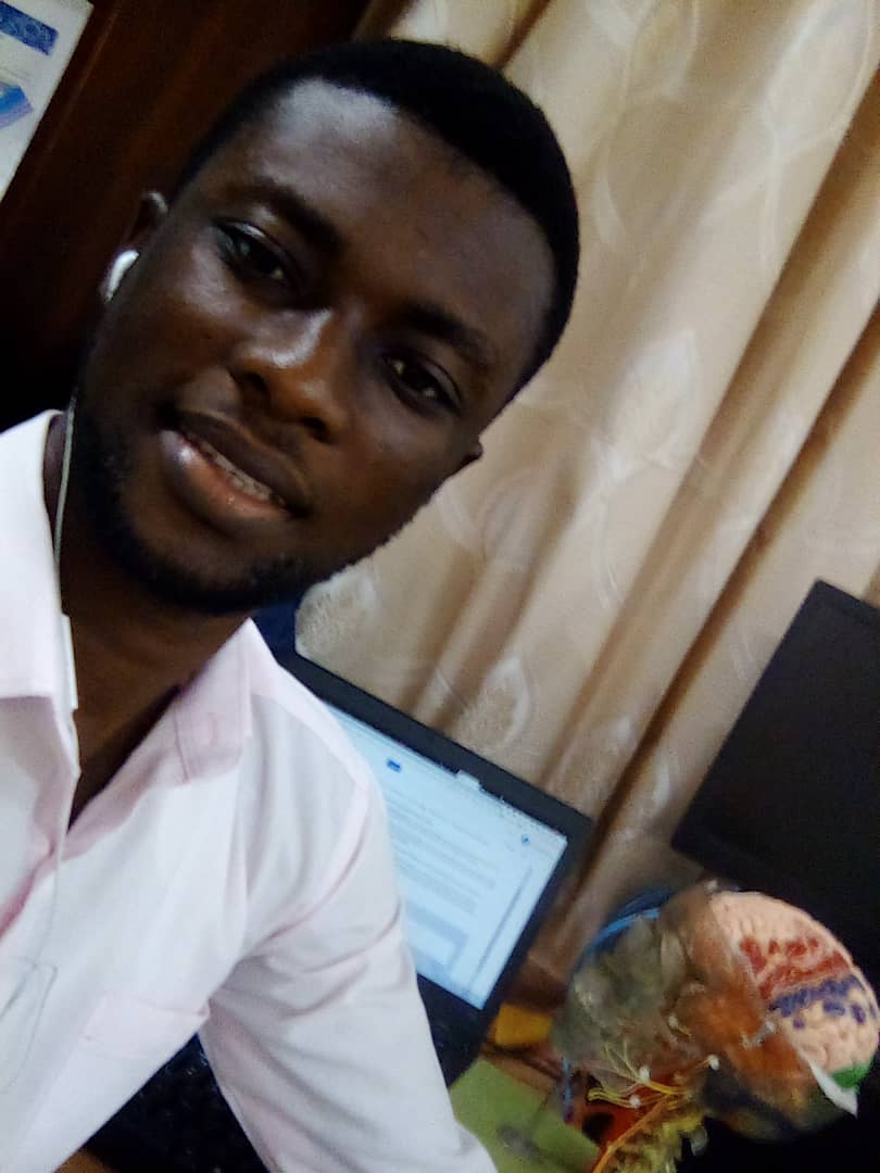 janthony_mensah's tweet photo. The morning ritual of learning neuroscience. #neuralifestyle #GetNeuro @MedNeuroMOOC😍 https://t.co/SuefNCPS2R