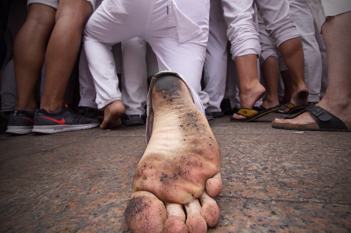 revistacastells's tweet photo. Trampes.

✍️Reflexions de @JosepAlmirall 

👉https://t.co/jn9350z4zF
#castellers https://t.co/Rcf2qIC3gS