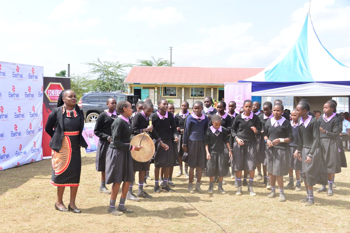 Children are our future. When we fail to protect them, we degrade our society and weaken our nation. Suswa Primary school has benefited today through education on life skills, reproductive health and Menstrual Hygiene Management. 
#nomoreharm
@Always 
@KBCChannel1 
@KBCRadioTaifa