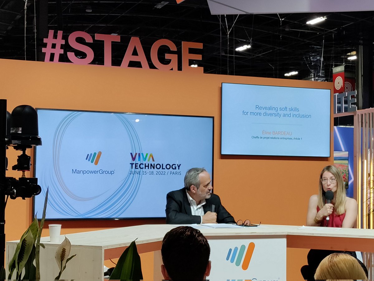 P3_Gweilo's tweet photo. "Les #softskills sont au cœur de la confiance entre entreprises et jeunes diplômés" - Eline Bardeau, Cheffe de Projet Relations Entreprise à @ManpowerGroupFR
#IIM #CDEB #Equipe2 #VIVATECH2022 #VIVATECH #VIVATECHbyIIM @Corto13 @MedinaKone @griottot https://t.co/WcC7U1S7k5