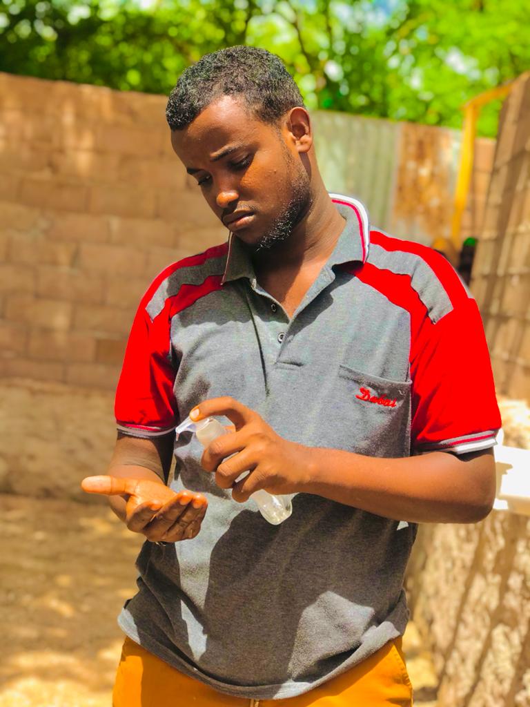 Yeysan kuu talinin hadalada dadka 
Ee noqo qoff siweyn u fakira oo ad adag