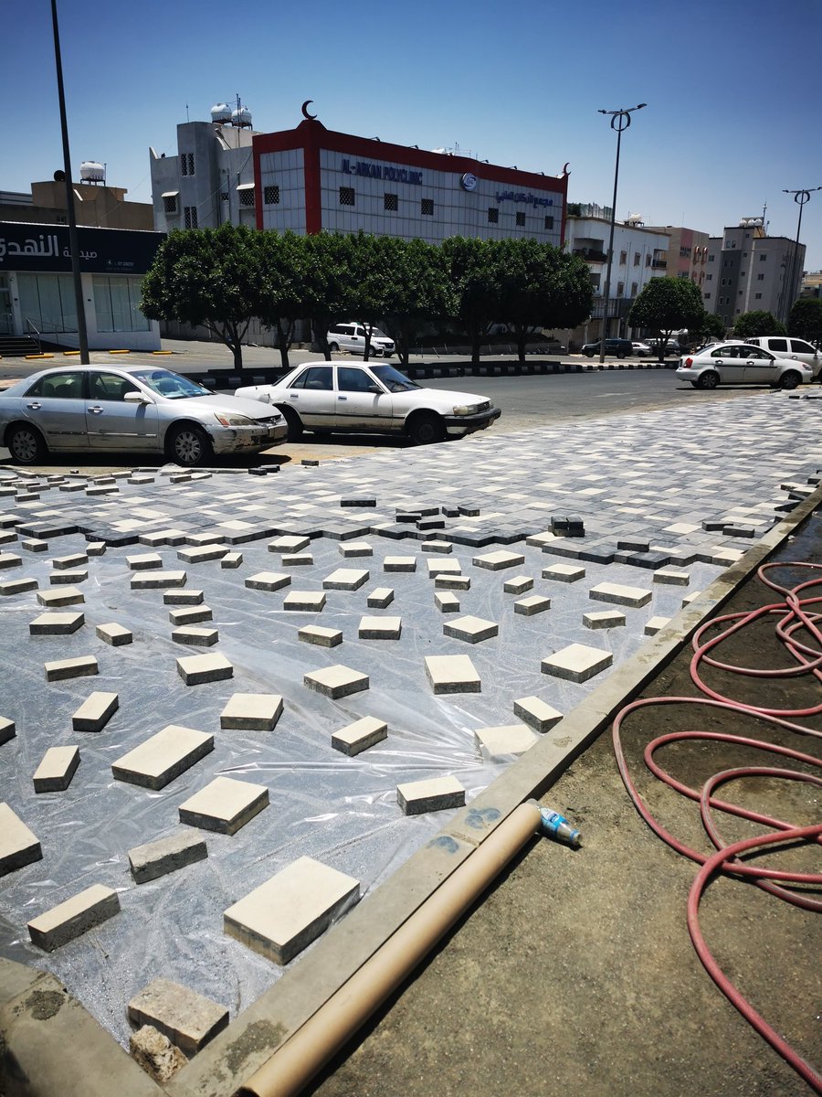 khmanea's tweet image. مشروع تحسين مدخل النميص بعيد عن التخطيط وعن مبادئ السلامة  وكأننا رجعنا لنظرية الاجتهاد وعدم التنسيق مع الجهات الاخرى!!!