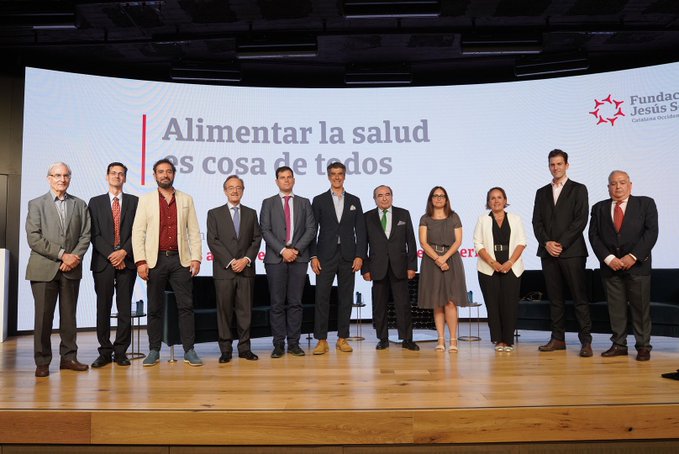 🏆 @ArkaitzLab y @FatimaCrispi ganadores de los  #PremiosInvestigaciónFJS  @FundJesusSerra por su contribución a la investigación en alimentación y nutrición.
🔗 ow.ly/EHXy50JyPlW
@Ikerbasque @brta_eus 
#AlimentarLaSalud #PremiosInvestigación  #FundaciónJesúsSerra