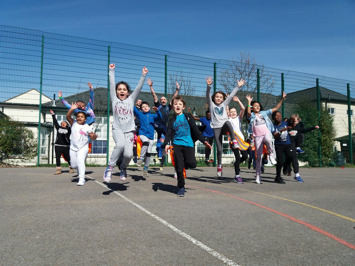 Your NEW Fit For Sport summer holiday camp promises an explosion of fun for your child over the holidays! PLUS if you use code EBSUMMERCAMP22 before Sunday 3rd July, you receive a 10% discount! 
Book your place now:ow.ly/Kt6050JuJH4
Read more: ow.ly/4FHO50JuJH3