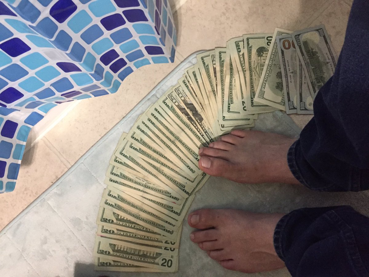 MasterJames97's tweet photo. Some photos from my old Twitter account I thought I should share. Want more? I’m going to assume yes because my feet and presence is like a drug itself. You’ll always come back! 😈😈 SKYPE ID: LIVE:EVAN.RADER #footdom #feetworship #footmaster #cashmaster #paypig #cashslave 📲 https://t.co/SseuLr3rZO