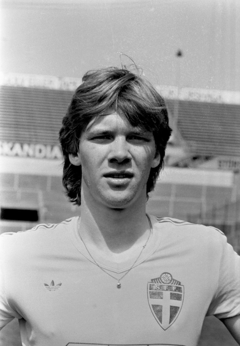 #ThrowbackThursday Glenn Strömberg, bild tagen i maj 1983. 
39 år senare, huvudperson i veckans avsnitt av Matchen. 
open.spotify.com/episode/0AgmhP…