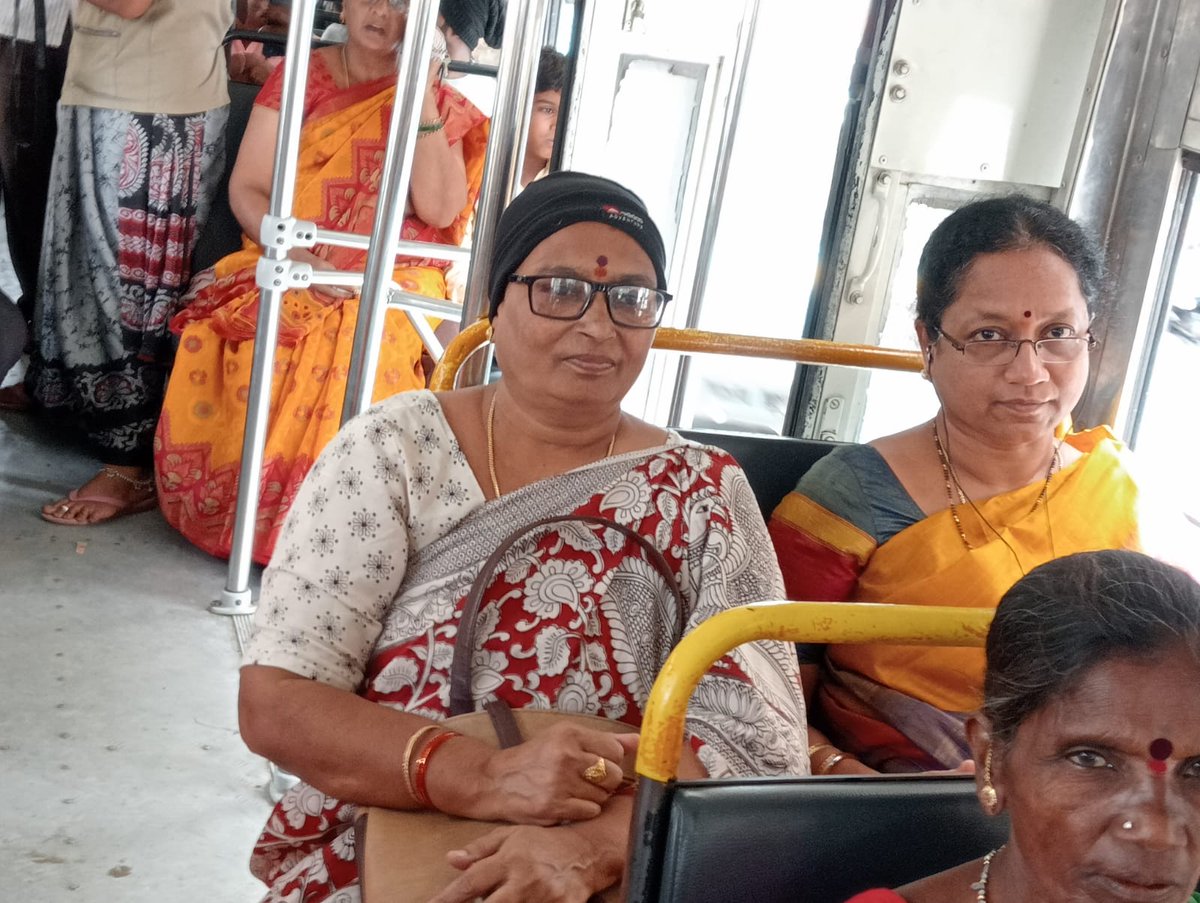 RmNzb's tweet photo. Good morning travelling on NZMBD to Bhainsa route. #TSRTC Bus Day #Choose TSRTC. https://t.co/zBTDLWGaFH
