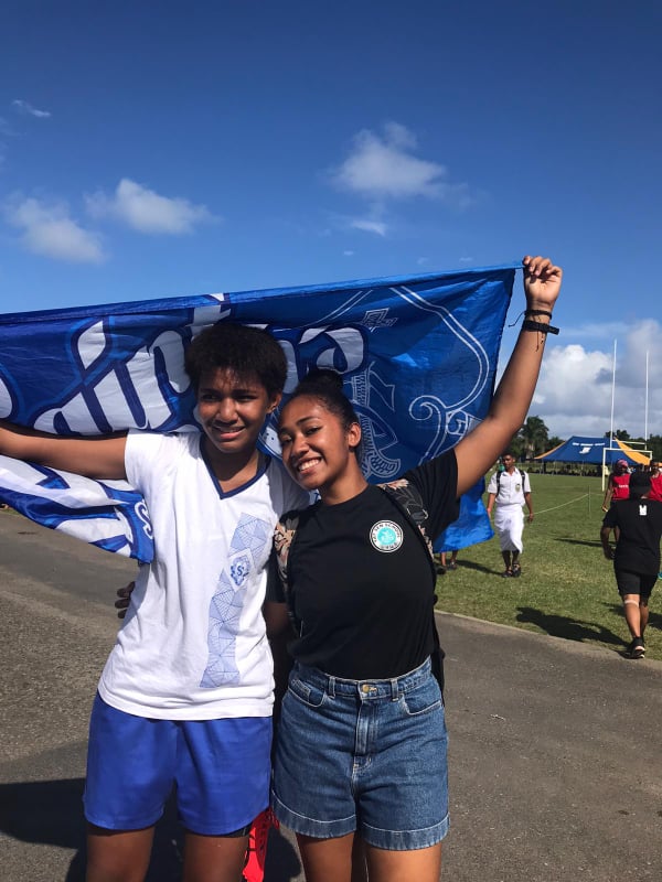 JWasasala's tweet photo. Our sister's first-ever high school zone &amp; top it off her first-ever win on both events - this🥺🥹 was a win we wished we could share with our moms- all our small wins and setbacks I'm so glad that we have one another<<<33333 #prouddd
#2COKESWEGO!#btwWRONGSCHOOL! https://t.co/TtQkQjisFs