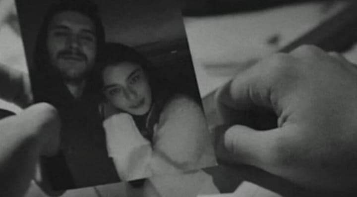 🖋️❤️
 لا ينتهي شغفي بك .
أجدك في روحي كأنما لا شيء بي إلا أنت🖋️❤️