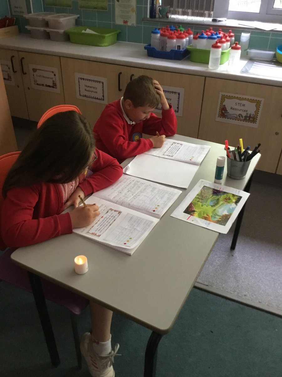 Dosbarth Branwen tweet media