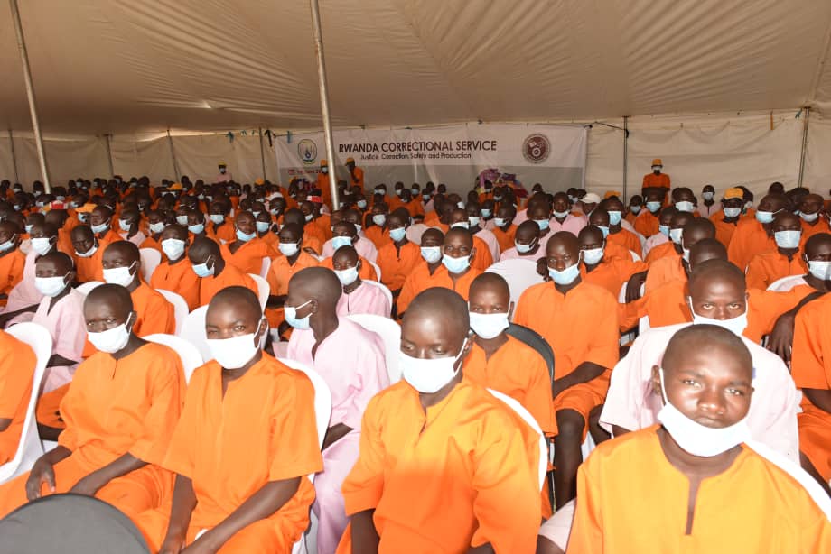 RCS_Rwanda's tweet photo. Uyu munsi kuwa 16 kamena 2022, Umunsi Mukuru w'Umwana w'Umunyafurika, wizihirijwe kuri Gereza y'Abana ya Nyagatare ufite insanganyamatsiko igira iti "Turengere Umwana twubake ejo heza". https://t.co/eofDZFYd9O
