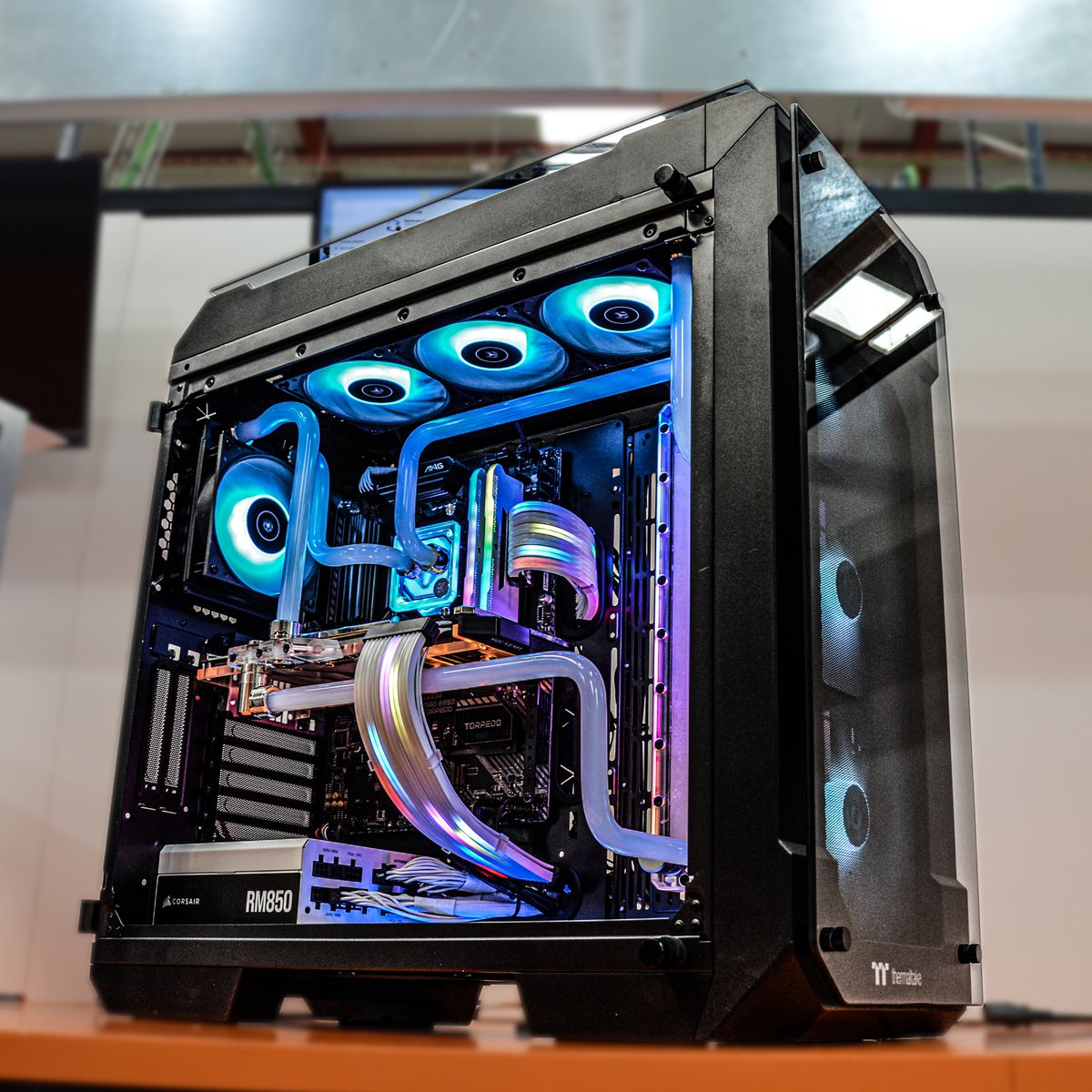 PcComponentes tweet media
