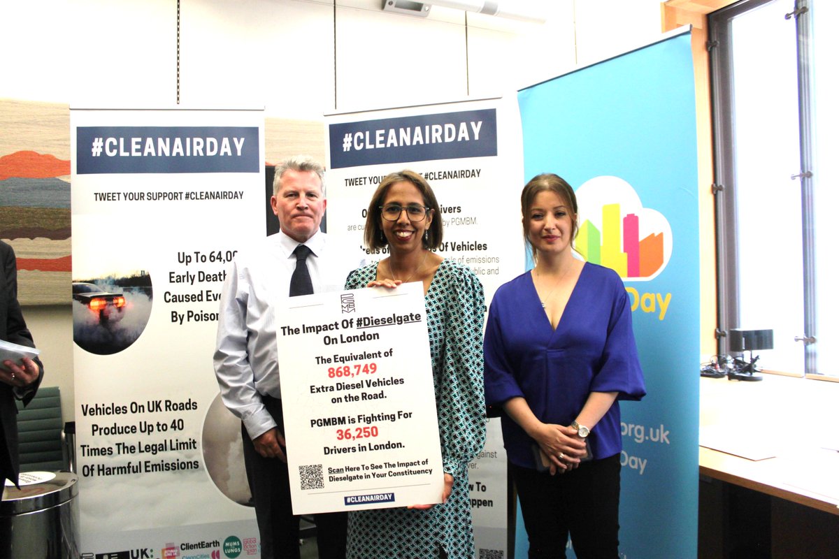 munirawilson's tweet image. Today is #CleanAirDay and I was pleased to join NGOs in Parliament to show my support for clean, healthy air across the UK. 

In Twickenham, we face pollution not only from congestion but also from LHR Airport (another reason why #ThirdRunway plans must be scrapped!) 💨