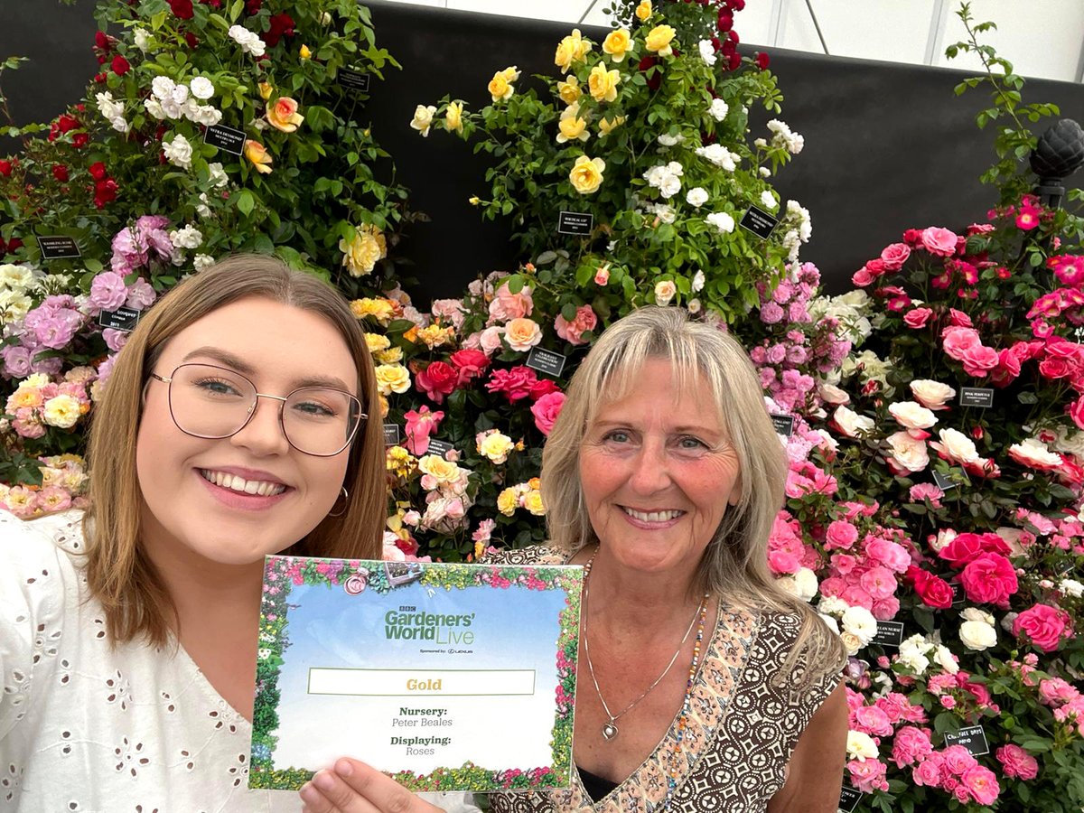 🏅 We're delighted to have been awarded Gold at BBC Gardeners' World Live!
If you are at the show then please come and see us. We're at stand FM59.
#BBCGWLive #GardenersWorld #Roses #Rose #Gold #BBCGardenersWorldLive #Gardening #Plants