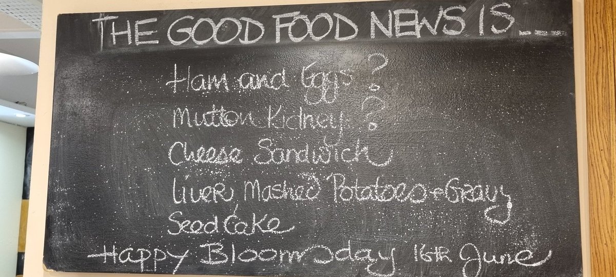 urrubandon's tweet photo. Good Morning Bloomsday
Thursday 16 June
#thegoodfoodnewsis
If ever there was evidence of the simultaneous co-existence of #foodisfun and #foodisfundamental surely it is in #Ulysses100 https://t.co/LQvsKsIziP