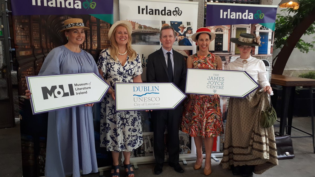 Delighted to be in Madrid to help inaugurate the first #Bloomsday Festival here together with <a href="/IrlEmbMadrid/">Embassy of Ireland, Madrid</a> and <a href="/TourismIreland/">Tourism Ireland</a> and celebrate the literary links between our two cities. 
#Bloomsday2022 #Ulysses100 #Ulysses #BloomsdayMadridDublin
