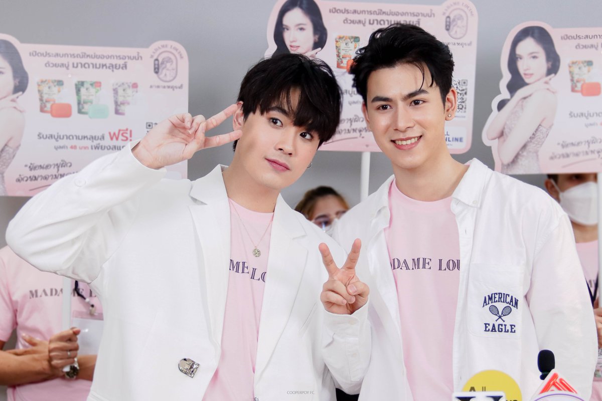 CooperPoyFC's tweet photo. 160622
หยุดน่ารักก่อนได้ไหม ทั้งสองคนเลย ;////; 

#ย้อนอายุผิวด้วยสบู่มาดามหลุยส์
#มาดามหลุยส์ #MadameLouise
#แล้วแต่เปอร์ #ปอยปี้เอ๋อแท้ไม่ปรุงแต่ง #MyPepo https://t.co/YBMBNfFxlO