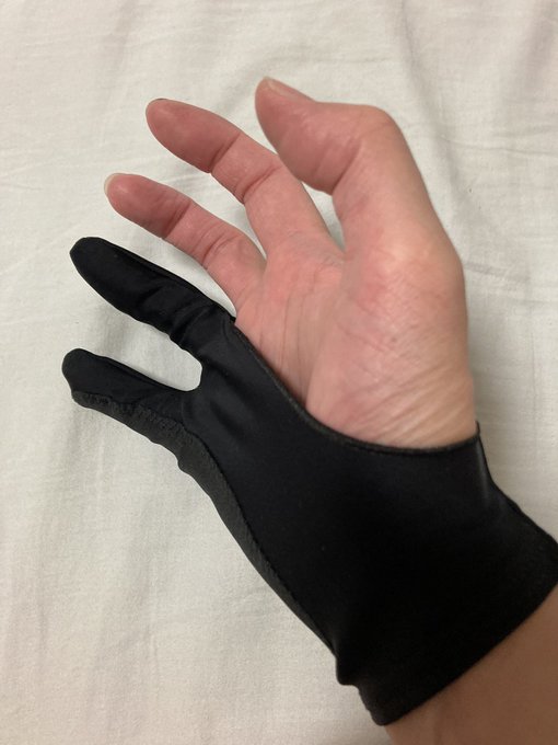 手袋買うた🥸 