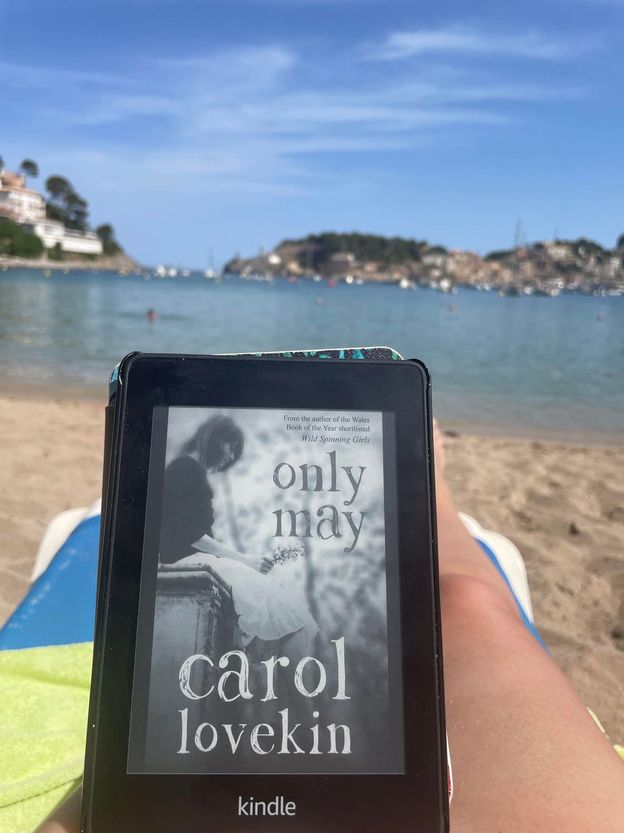 carollovekin's tweet photo. You can't keep a good woman down! Or put down a good book!? #OnlyMay #OnTour again &amp; this time she's been spotted in Sóller with @EmmaB 🌸🐝💗"Poignant and deeply moving" ~ @Williams13Anne #BeachReadReady #Kindle #HolidayReads #WomenWritersInWales @honno
https://t.co/EBTb2dYUnx https://t.co/hIV3iipDsF