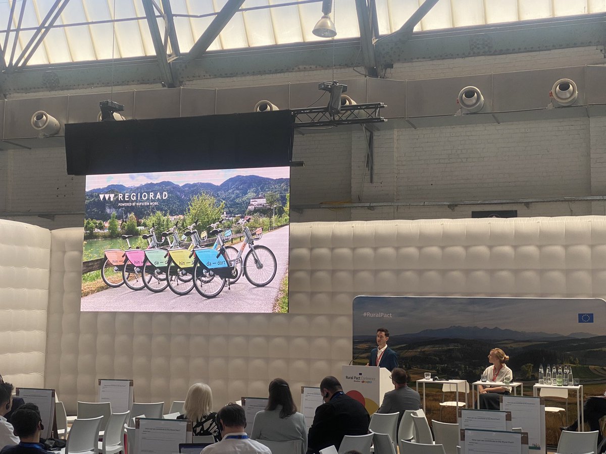 AlexmartinEu's tweet photo. 🇦🇹 @TschenetManuel has implemented car and bike sharing systems in Kufstein https://t.co/KvllrAZaC3