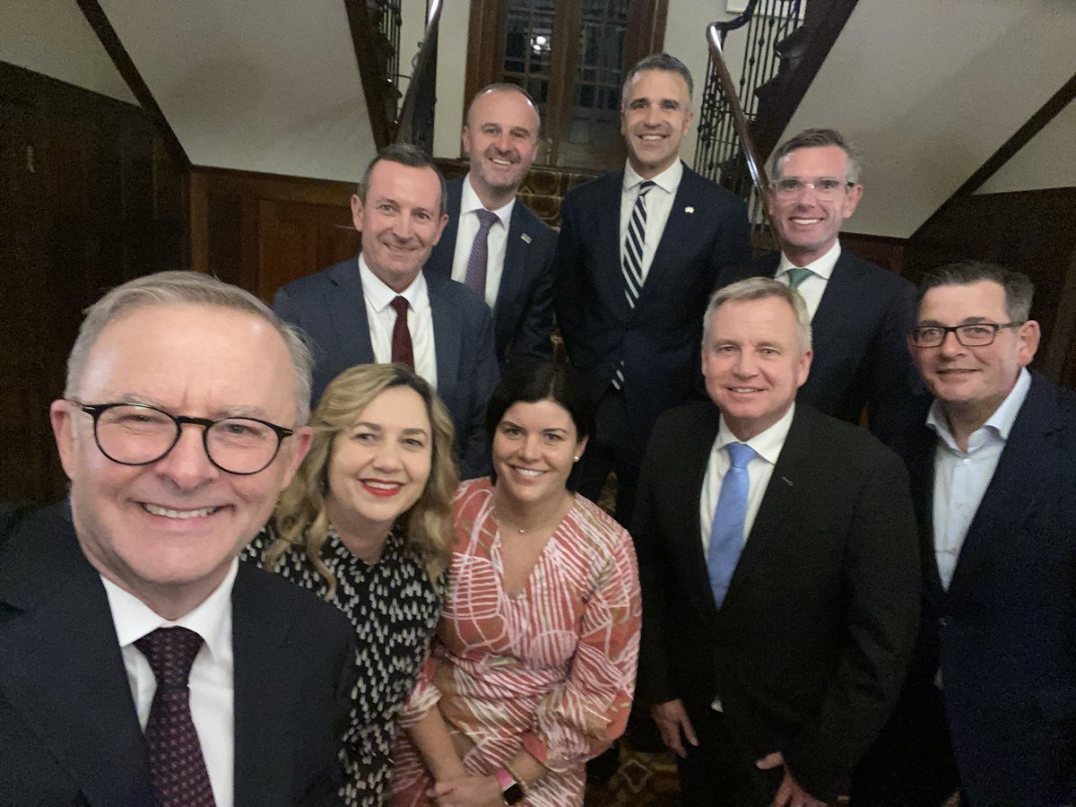 AlboMP's tweet photo. Our government will be one that brings the country together. Tonight I'm meeting with state premiers and chief ministers ahead of National Cabinet tomorrow. Working together, we will build a better future for all Australians. https://t.co/ENPdsootlW
