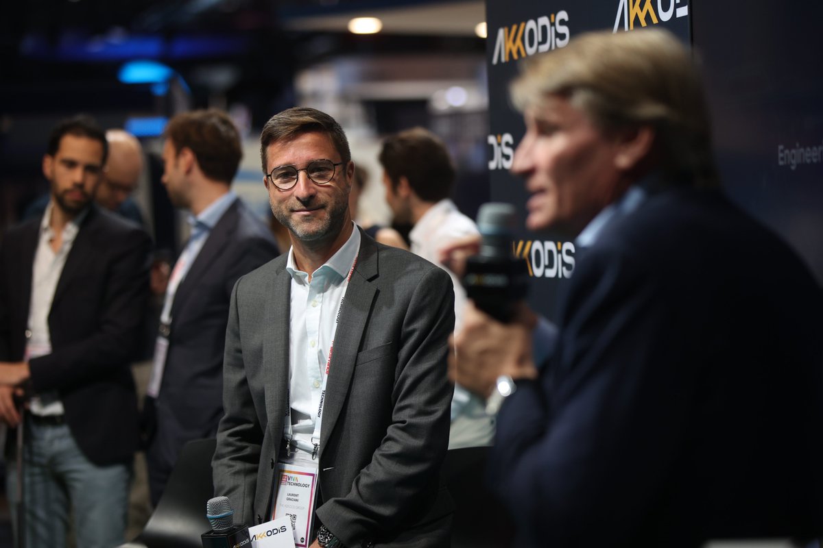 AdeccoGroupFR's tweet photo. #VivaTech 🚀| Vous étiez très nombreux sur notre stand ce matin pour entendre @LaurentGraciani  et Paolo del Noce. Ils ont présenté #Akkodis, nouvelle entité issue de la fusion d'Akka Technologies et @ModisFrance, et ont parlé de #mobilité et du #digital. https://t.co/EGcsRMJXtm