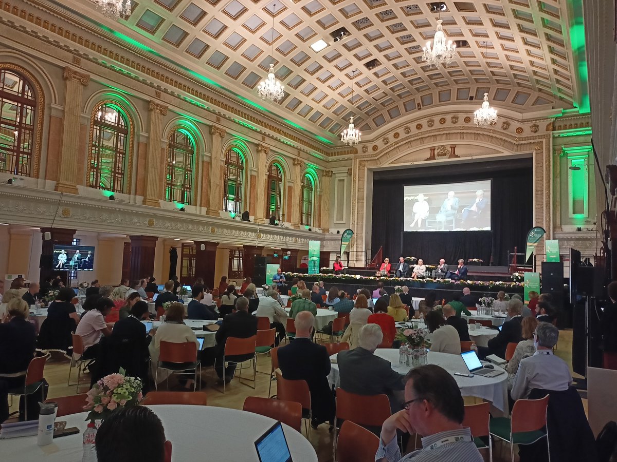 #Live nos experts #réindustrialisation #revitalisation Jean-Baptiste Louis Murielle Antille participent actuellement au Local Development Forum à #Cork. L'occasion de parler mutations industrielles au niveau local, projets innovants, révolution verte  #LEED40, #GoLocal #OCDE #LHH