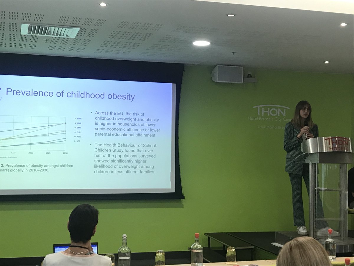 STOPobesityEU's tweet photo. @MargotNeveux of @WorldObesity takes us through the marketing policies to address #childhoodobesity.

'Marketing regulations have been identified as cost-effective policies. 
Studies show that there is a high level of promotion of products high in sugar in areas with low income.' https://t.co/nvBCIpINrb