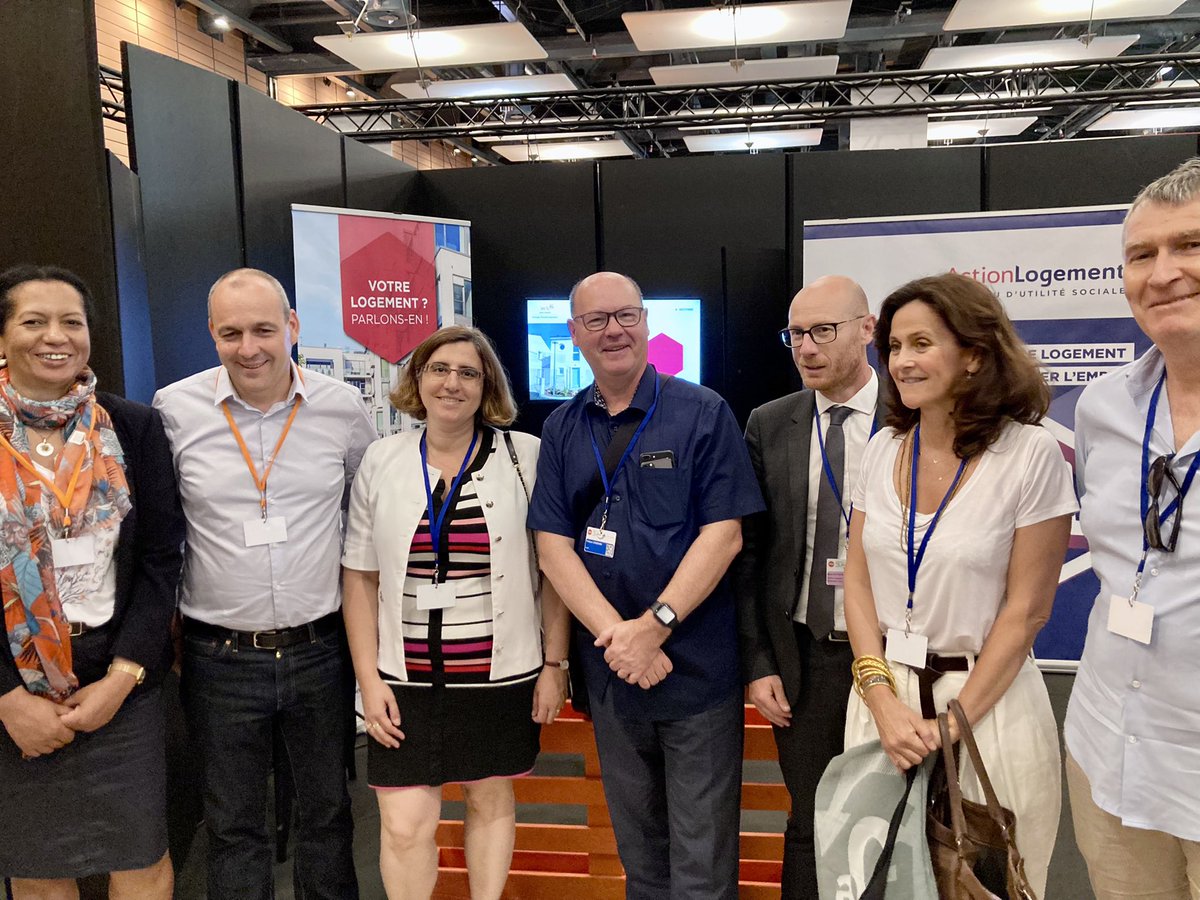 [🔴 En direct ] <a href="/ActionLogement/">Action Logement</a>, Groupe paritaire au service du #logement des #salariés des #entreprises,  au #CongrèsCFDT (📍Stand 18), en présence de @CfdtBerger, <a href="/JocelyneCabanal/">Jocelyne Cabanal</a>, <a href="/cfdtlengrand/">Philippe Lengrand</a>, #BettyHervé ℹ️ Aides et services : actionlogement.fr