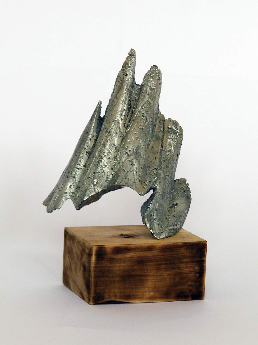 IZLOŽBA RADOVA STUDENATA ODSEKA PRIMENJENO VAJARSTVO FPU U BEOGRADU / 1. I 2. DEO
6_25.jpg
ČETVRTAK, 16. jun u 19.00

Studenti modula Primenjeno vajarstvo tokom studija izučavaju obimnu i specifičnu likovnu materiju

skc.org.rs/izlo%C5%BEba-r…