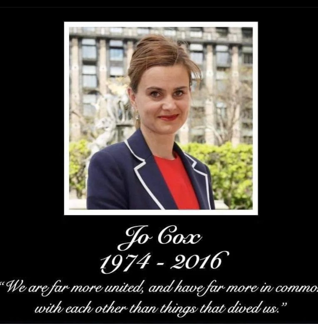 #JoCox we have not forgotten you, we never will 🥀🌹