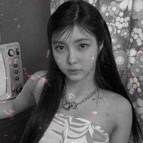 dayoungspace's tweet photo. 🤍🖤
#서영은 #YOUNGEUN #김다연 #DAYEON #Kep1er #케플러 #DAYOUNGZ https://t.co/1M8JuNqaWJ