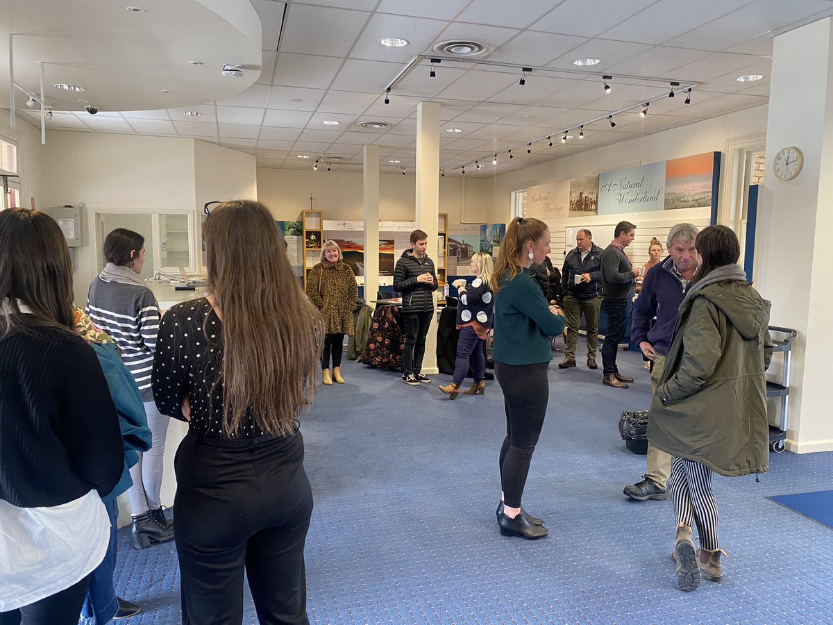 Oneredtreerc tweet media