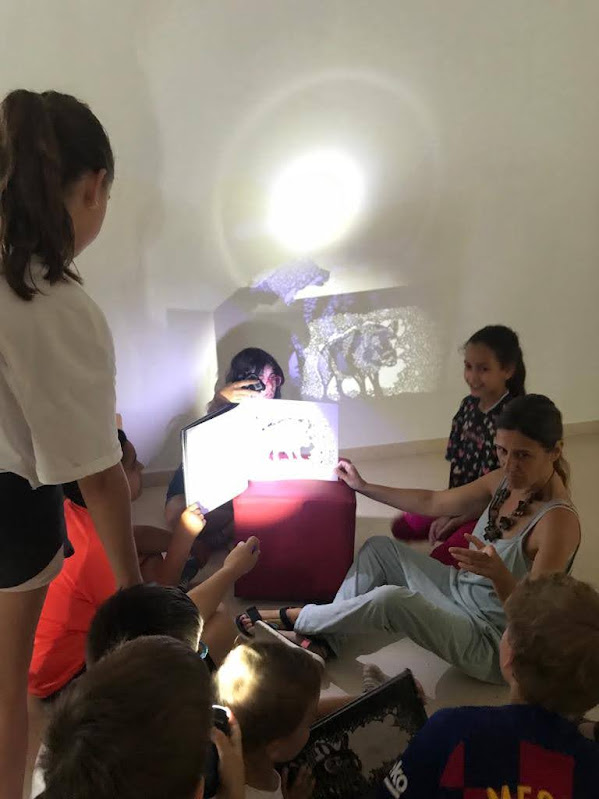 BtfAlcanar's tweet photo. 📚🚸🪁Acabem el curs dels grups de llegim junts. 
Ha estat una temporada intensa i plena de lectures. Us esperem el curs vinent.
Bon estiu i bones #lectures!
📚🚸🪁
#animaciólectora
#infants
#bibliotequesterresdelebre https://t.co/jwhSJX5jvw