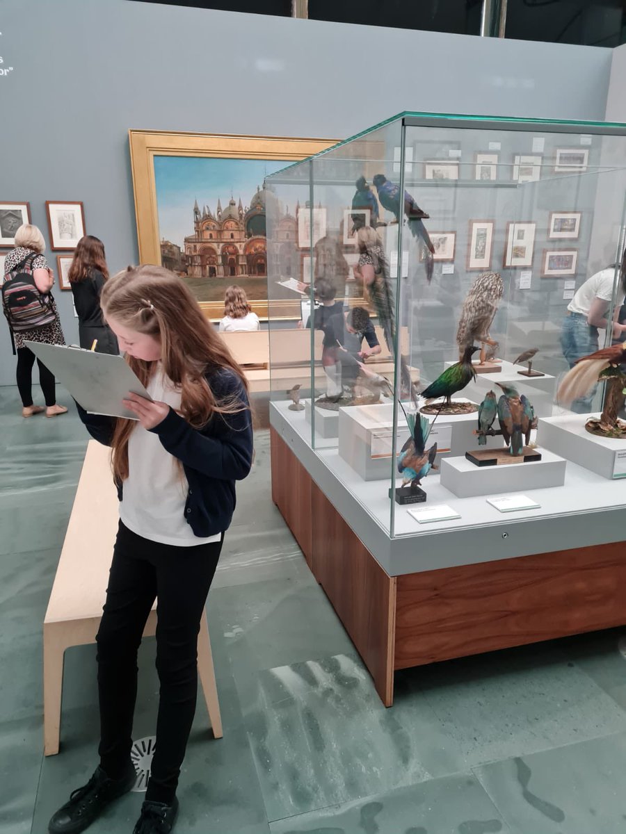 mosboroughpri's tweet photo. Observational sketches of some of the wonderful works of art on display @SheffMuseums #MilleniumGallery https://t.co/quwug6Mhxj