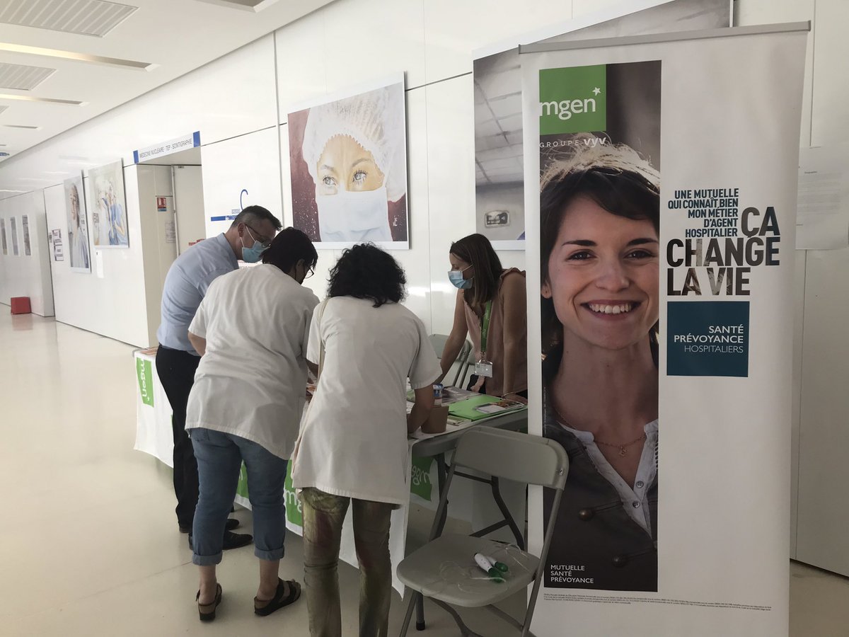 mgen83's tweet photo. Journée prévention @mgen83 sur la nutrition au CH de Sainte Musse avec les agents hospitaliers. Un moment pour prendre soin d’eux @CDOS83 @OAndrau @groupe_mgen @cathydehaies @FalascoSandrine https://t.co/csvB0oNd5O