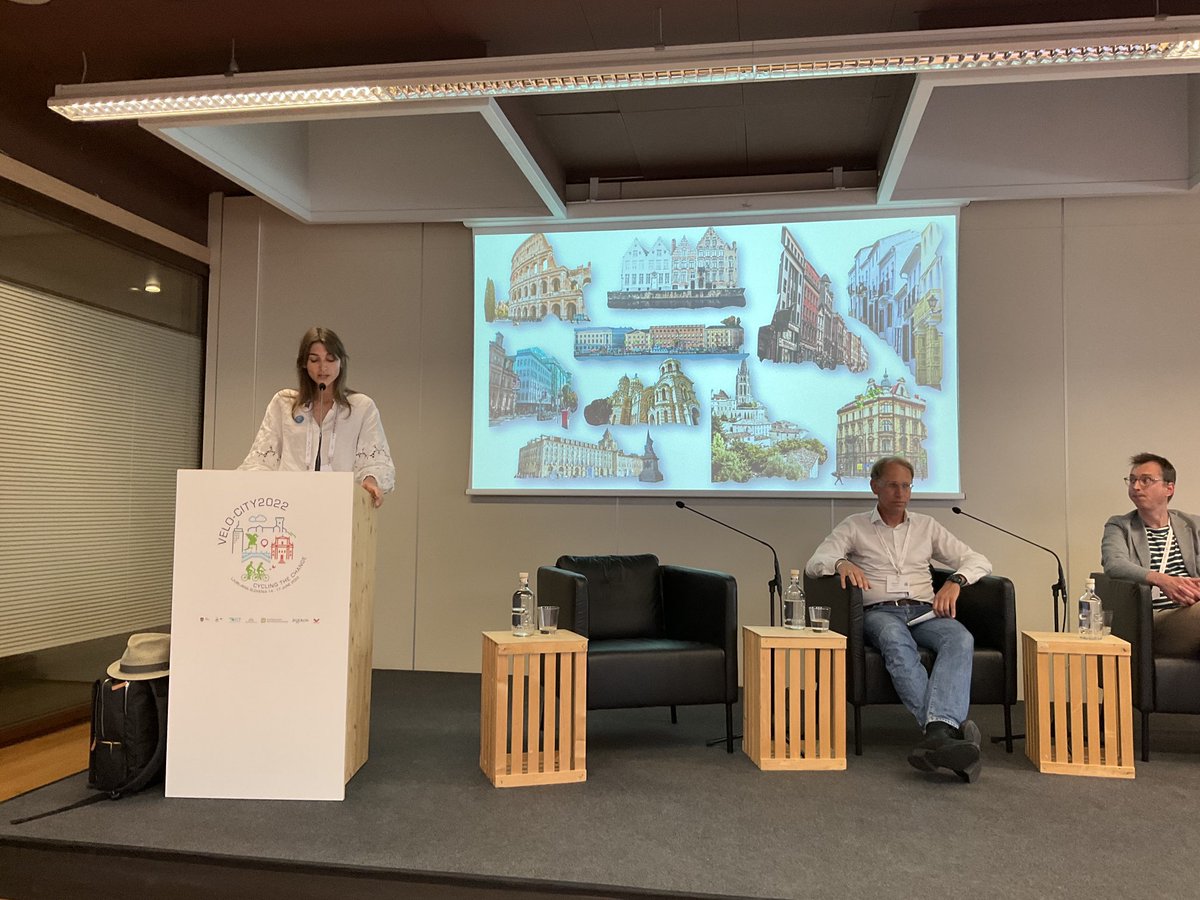 Mentoring is all about people. Hearing now from Sanne Vanderstraeten from ⁦<a href="/Mobiel21/">Mobiel 21</a>⁩ who is enlightening the crowd about Handshake’s mentoring programme. 

We’ll then hear reflections on the programme from Munich, Turin, Cadiz and Amsterdam. Join us in the purple room!