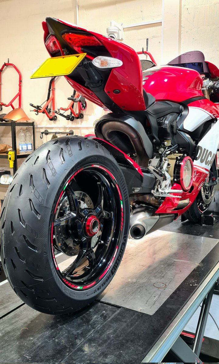 StourbridgeMC's tweet photo. I love my job! 😁
(Don't forget your £30 cash-back deal with Michelin tyres at present) https://t.co/fGE0mVZy9H