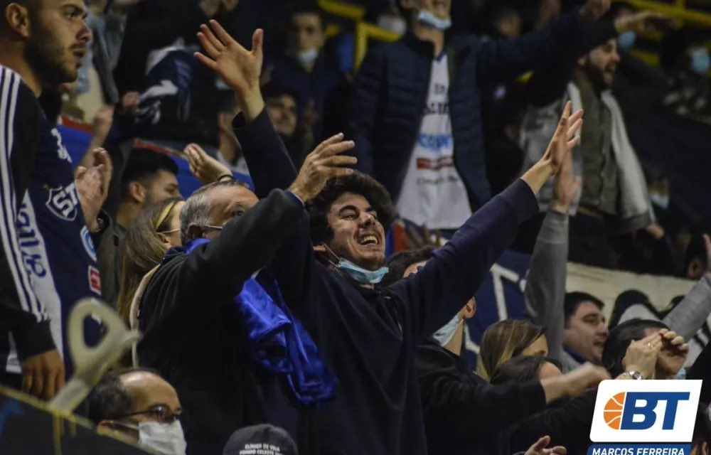 #Metro Stockolmo deberá definir en las próximas horas donde oficiará de local mientras sigan las obras en su cancha. Hasta el momento entrena en Bohemios, pero es probable que sea local en alguna cancha de otro equipo de Metro. En la primera fecha recibe a Unión Atlética.