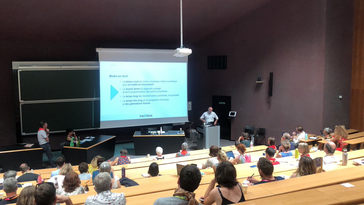 CHEDD_APESA's tweet photo. Journée de rassemblement du @CHEDD_APESA attentive @brunorebelle qui nous retrace les enseignements de son parcours placé sous le signe du Passage à l’action. Bel écho à l’intervention précédente de @MathieuBaudin sur la nécessité de prendre son temps https://t.co/GWHA8GLhAs