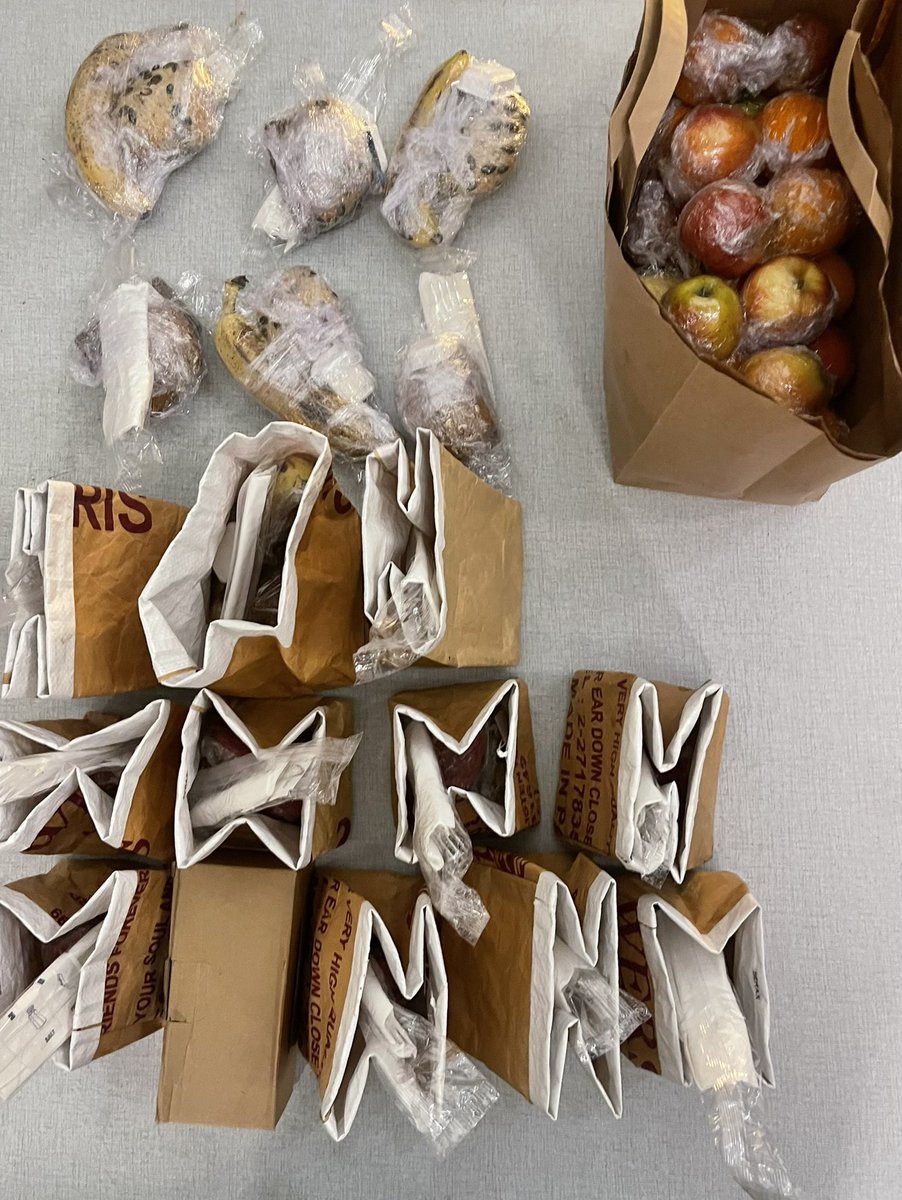 babafarahnazheidaari 🇮🇷 tweet media